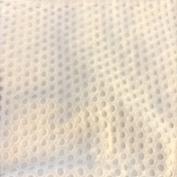 MICHAEL KORS white full eyelet dress size medium, full lining. Flutter sleeves - Picture 5 of 8